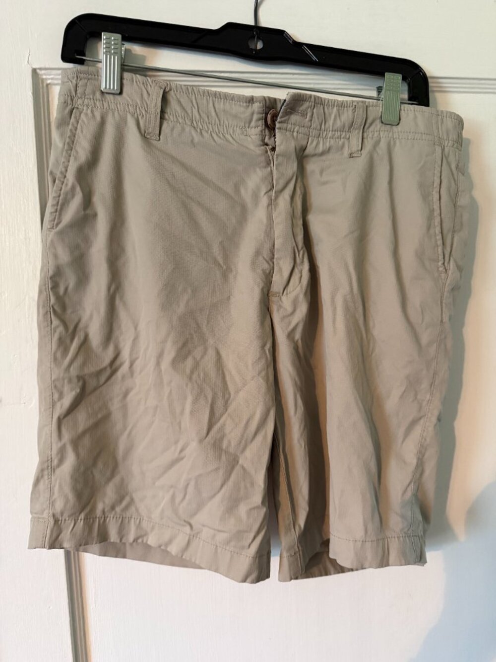 Mens' Taylor Vintage Khaki Shorts Size 30